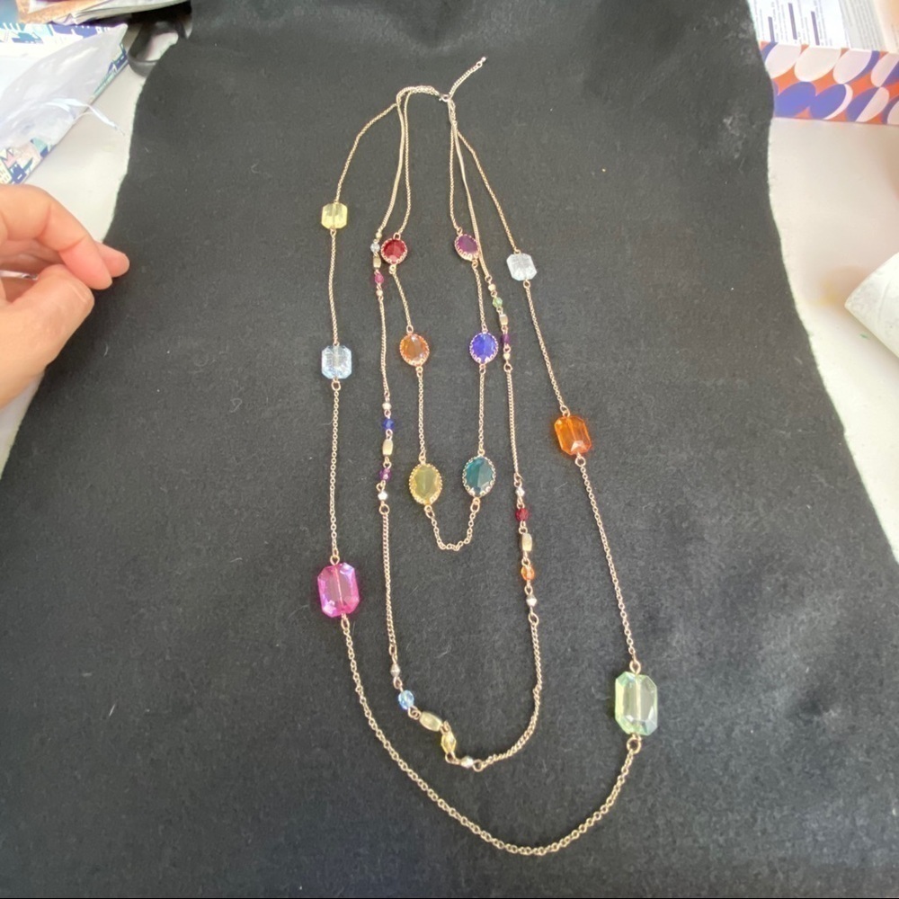 Long colorful 3 strand necklace - Picture 7 of 8